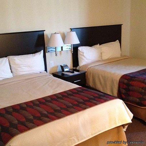 Econo Lodge Jamestown Quarto foto