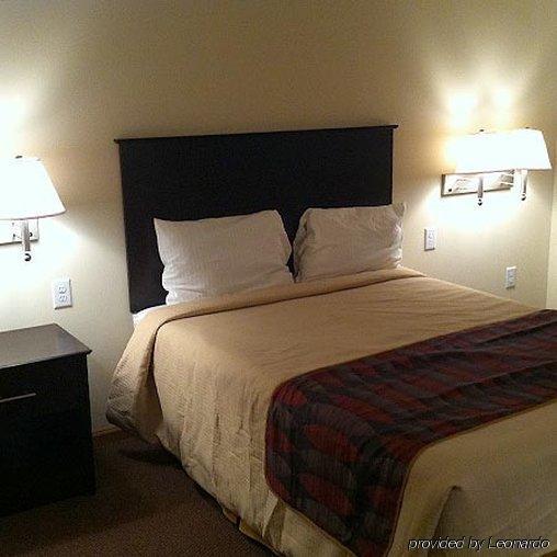 Econo Lodge Jamestown Quarto foto